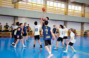 Festival de Basquete do Colégio Objetivo: integração, cooperação e troca de experiência