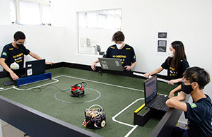 Futebol entre robôs na RoboCup Junior 2022 - Tailândia: conheça o desafio dos alunos do Colégio Objetivo no mundial