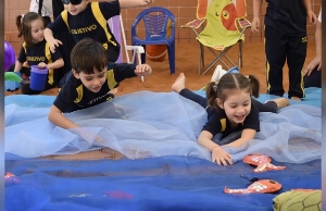 Atividades lúdicas na Educação Infantil: crianças aprendem sobre "O jeito de viver no mar" - 2019