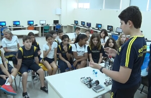 Pequenos inventores, grandes invenções: aluno olímpico dá dicas de robótica para a turma do 5.º ano do Ensino Fundamental - 2019